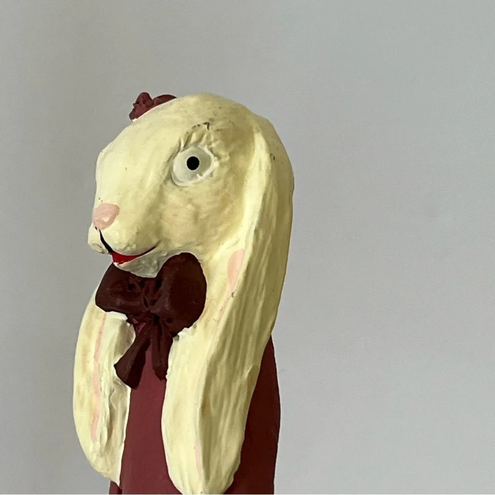 Vintage TNT 1991 Tall Skinny Rabbit Couple Easter Eggs Figurines Set Folk Art